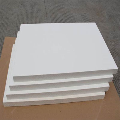 Tavola in fibra ceramica refrattaria personalizzabile per le esigenze specifiche di isolamento termico