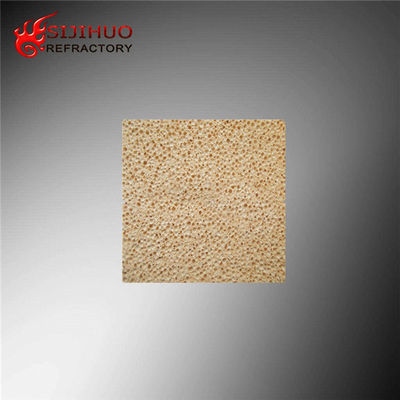 Grandi mattoni isolanti di alluminio per forni in ceramica Contenuto di MgO giallo leggero % 0,8-1.2