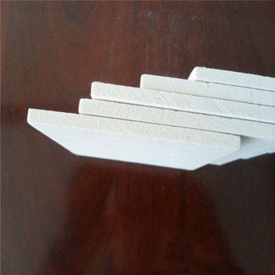 Materie prime ceramiche ad alta temperatura 1260C Tavola ignifuga per rivestimento del camino