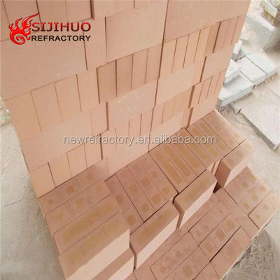 230x114x65mm Densità di sfuso 0,6-0,8 g/cm3 Isolamento mattoni di diatomite per isolamento