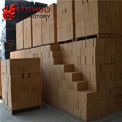 230*114*65MM argilla di mattoni per rivestimento del forno Contenuto di SiO2 50-65% Contenuto di SiC 1,2-1.4