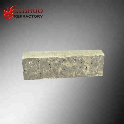 Alumina cemento calcestruzzo refrattario con contenuto di SiC 0,1-1,4% e contenuto di CrO 0,002%