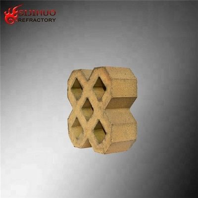 230x114x65mm Checker Refractory Fire Brick con 0,34% di CaO e resistenza al calore