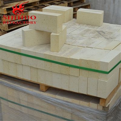 15-50% di SiO2 Contenuto di materie prime ceramiche SK34/SK36/SK38 Grandi mattoni refrattari di allumina