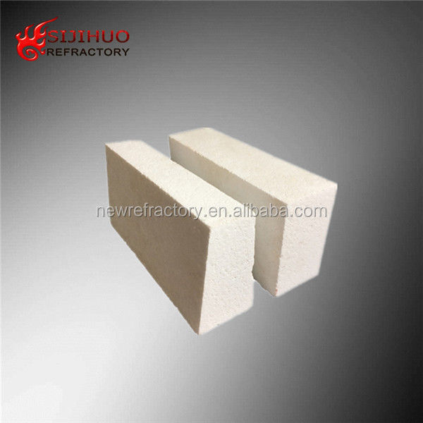 0.34% Contenuto di CaO Alumina Bollino di mattoni isolanti per un'efficienza termica superiore