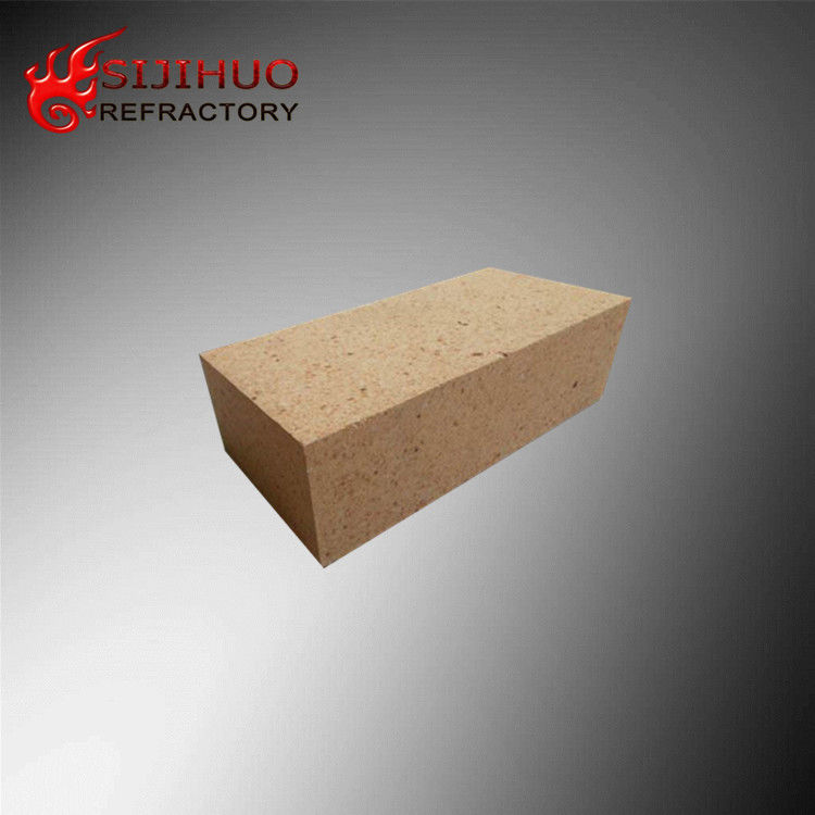 230*114*65MM argilla di mattoni per rivestimento del forno Contenuto di SiO2 50-65% Contenuto di SiC 1,2-1.4